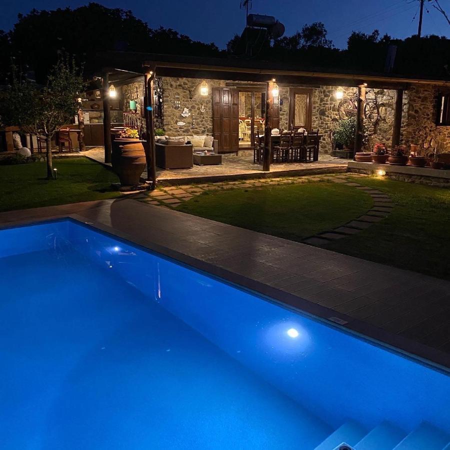 Villa Casa Avocado Tavronitis Eksteriør bilde